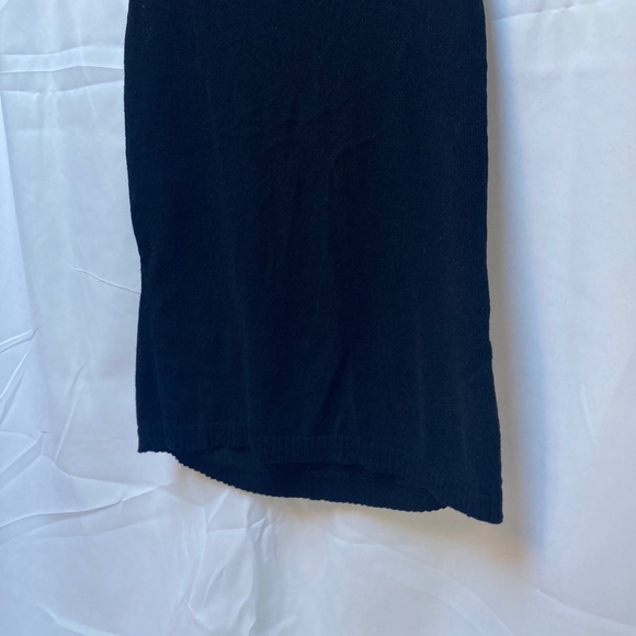 Max Studio Petite Square Neck Tank Top - Picture 6 of 7